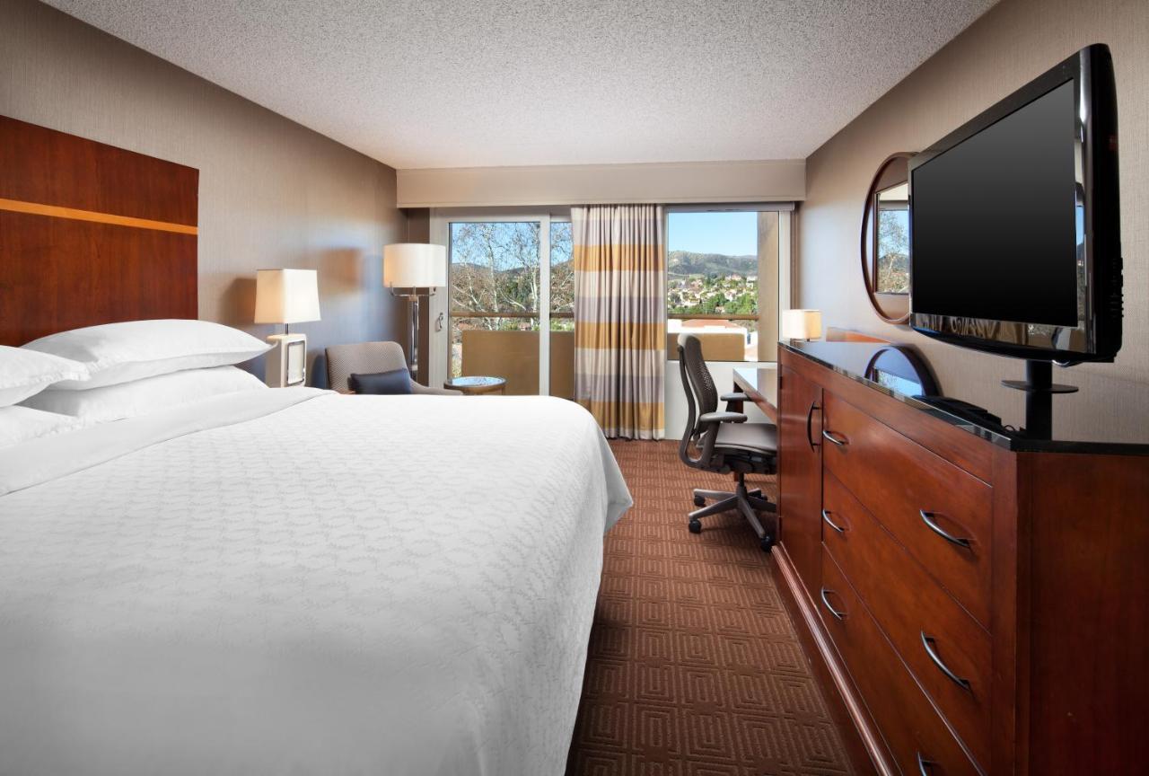 Sheraton Agoura Hills Hotel Екстериор снимка